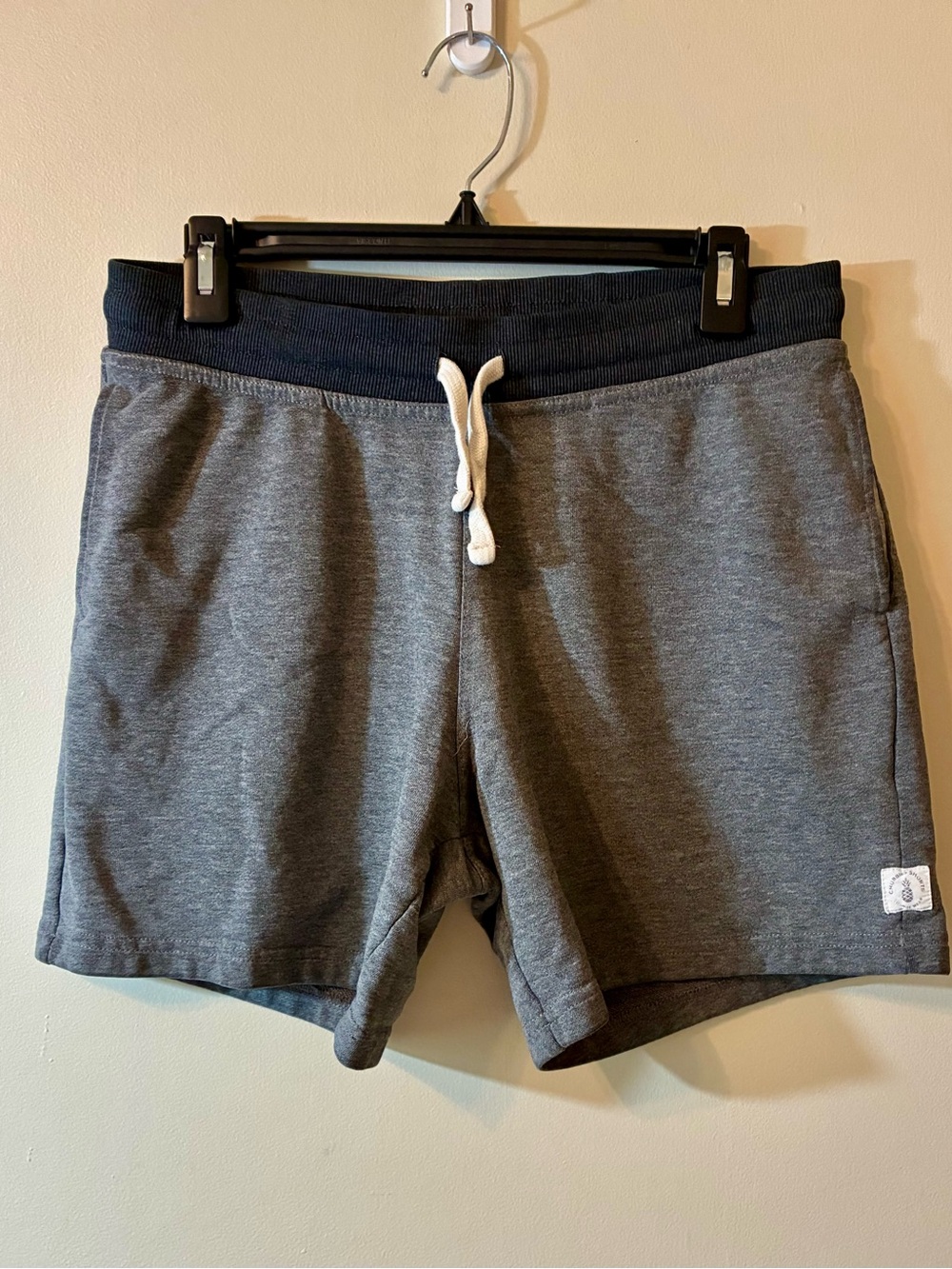 chubbies “The Schwort” Knit Drawstring Athleisure Lounge Shorts Gray Men’s S